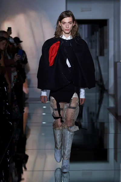 Look 1